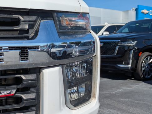 Used 2023 Chevrolet Silverado 2500 LT w/ Convenience Package image 30