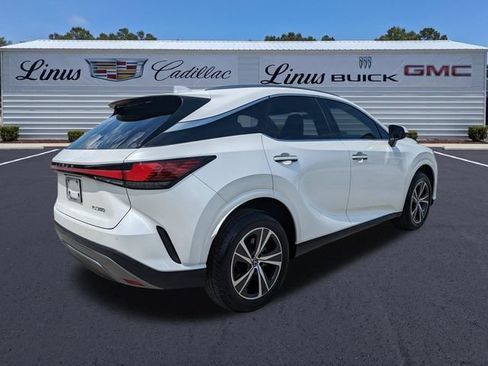 Used 2025 Lexus RX 350 Premium w/ Accessory Package (Z1) FWD image 4