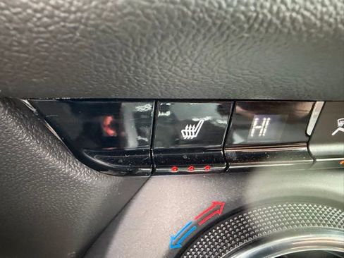 Used 2023 Chevrolet Blazer LT w/ Convenience Package image 9