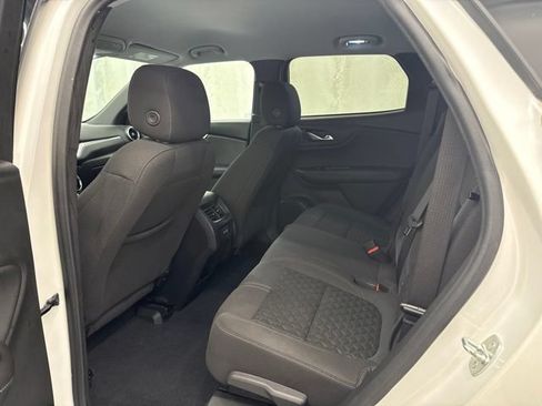 Used 2022 Chevrolet Blazer LT FWD image 18