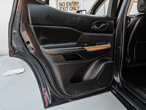 Used 2018 GMC Acadia Denali w/ Technology Package image 54