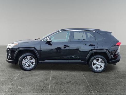 Certified 2025 Toyota RAV4 XLE image 4