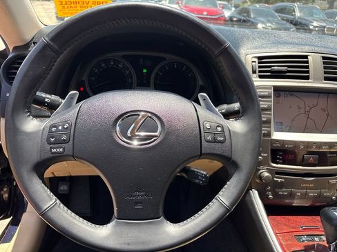 Used 2008 Lexus IS 250 w/ Premium Pkg RWD image 13