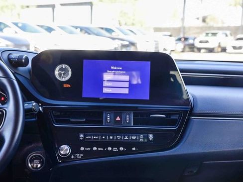 Certified 2023 Lexus ES 350 w/ Accessory Package (Z1) image 15