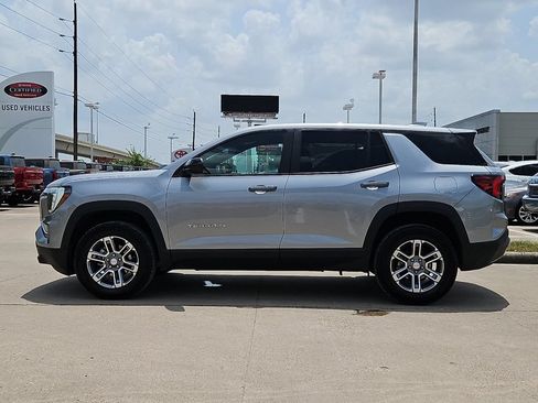 Used 2025 GMC Terrain Elevation FWD image 3
