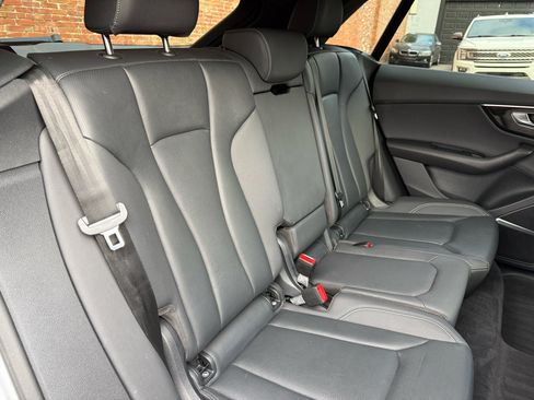 Used 2021 Audi Q8 Premium Plus w/ Premium Plus Package image 8