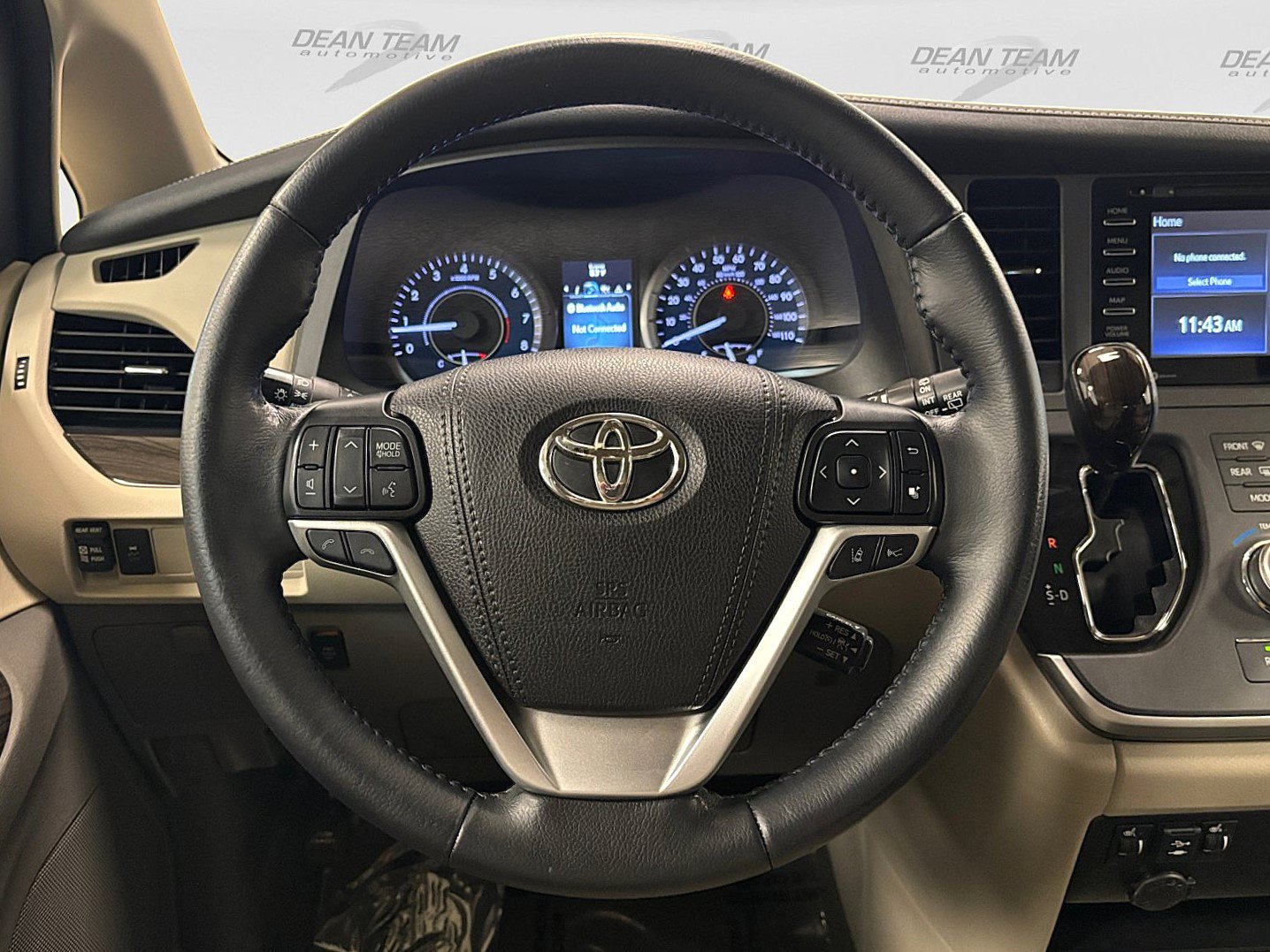 Used 2020 Toyota Sienna XLE FWD image 35