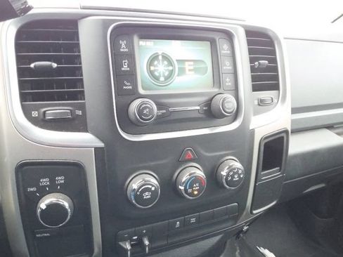 Used 2018 RAM 2500 SLT AWD/4WD image 5