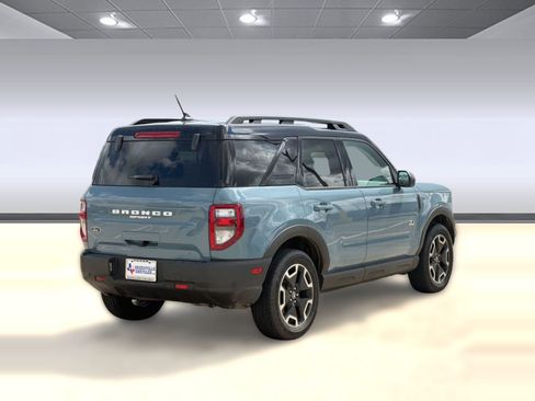 Used 2022 Ford Bronco Sport Outer Banks image 9