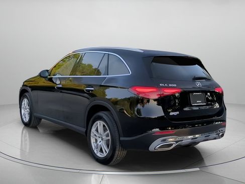 Used 2025 Mercedes-Benz GLC 300 image 21