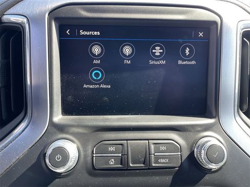 Used 2020 GMC Sierra 1500 SLE w/ SLE Value Package image 16