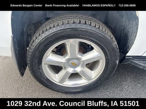 Used 2007 Chevrolet Suburban LT w/ LT Preferred Equipment Group AWD/4WD image 8