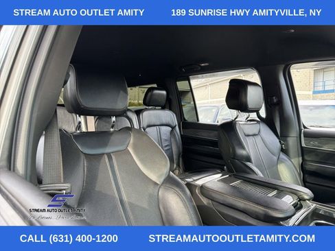 Used 2022 Jeep Wagoneer Series III image 13