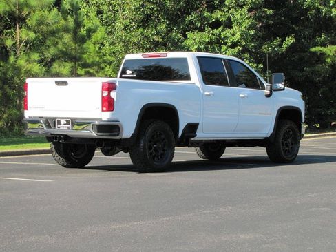Used 2022 Chevrolet Silverado 2500 LT w/ Fleet Comfort Package AWD/4WD image 6