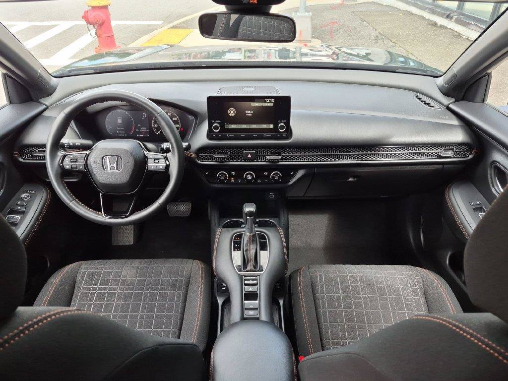 Used 2024 Honda HR-V Sport image 18