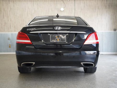 Used 2016 Hyundai Equus Signature image 8