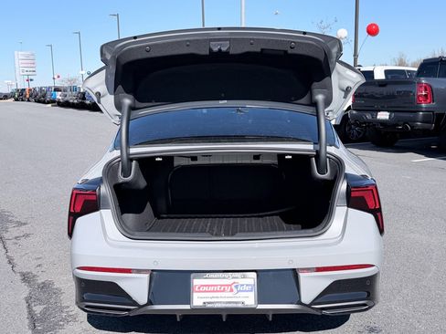 Used 2025 Kia K5 GT-Line w/ GT-Line Premium Package image 9