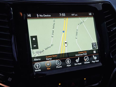 Used 2019 Jeep Cherokee High Altitude image 26