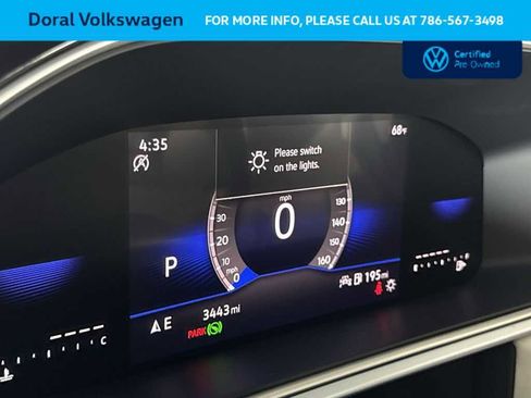 Used 2025 Volkswagen Taos SE FWD image 16