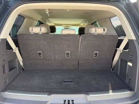 Used 2022 Lincoln Navigator 2WD image 25