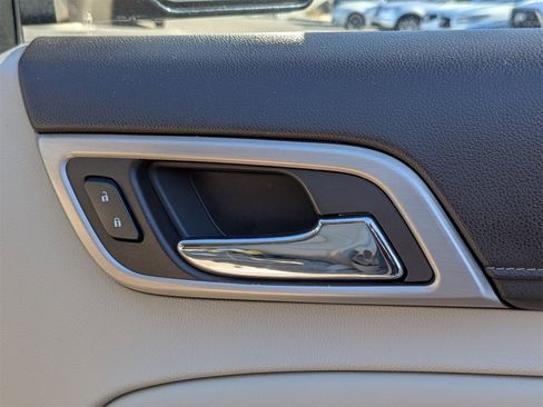 Used 2017 GMC Yukon Denali w/ Open Road Package image 38