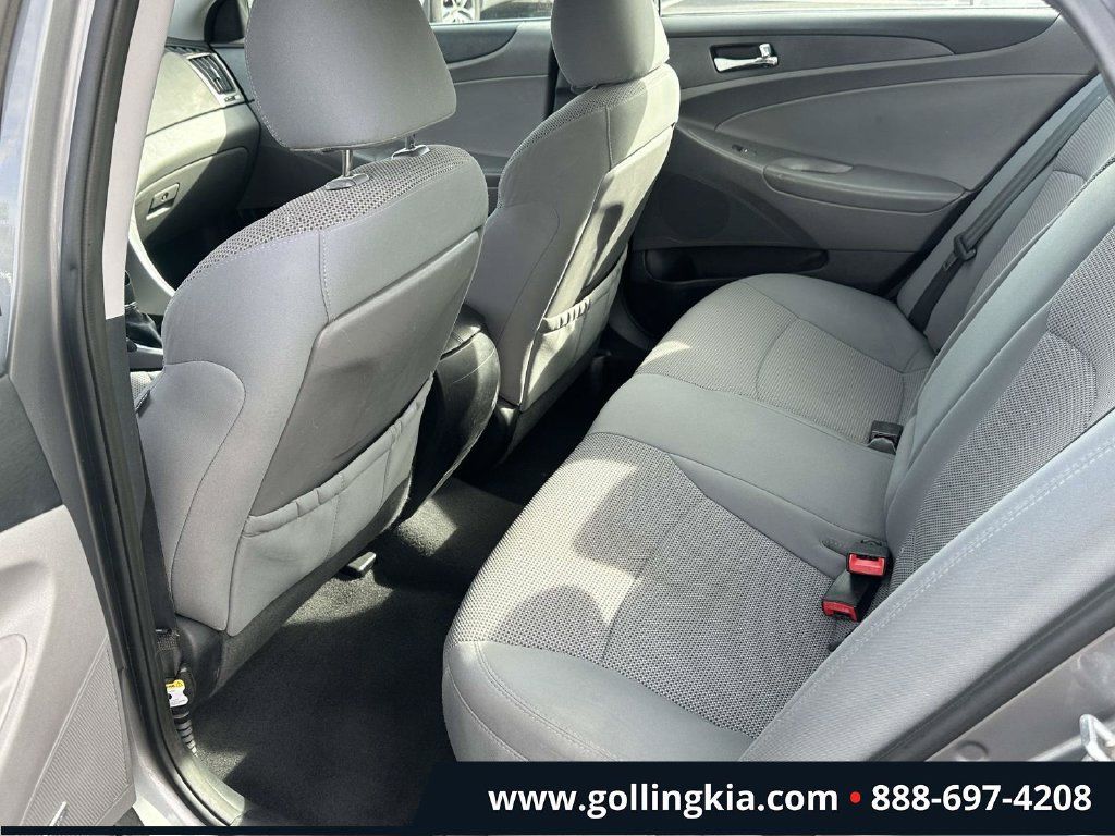 Used 2014 Hyundai Sonata GLS w/ Popular Equipment Group 2 FWD image 9