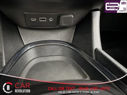 Used 2024 Chevrolet Malibu LT image 30