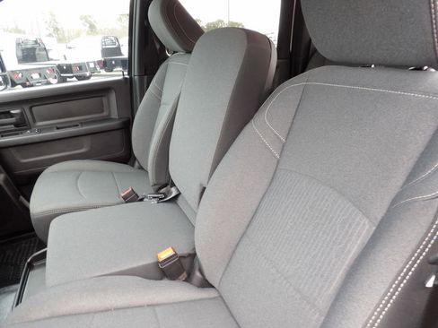 Used 2023 RAM 3500 Tradesman w/ Chrome Appearance Group image 12