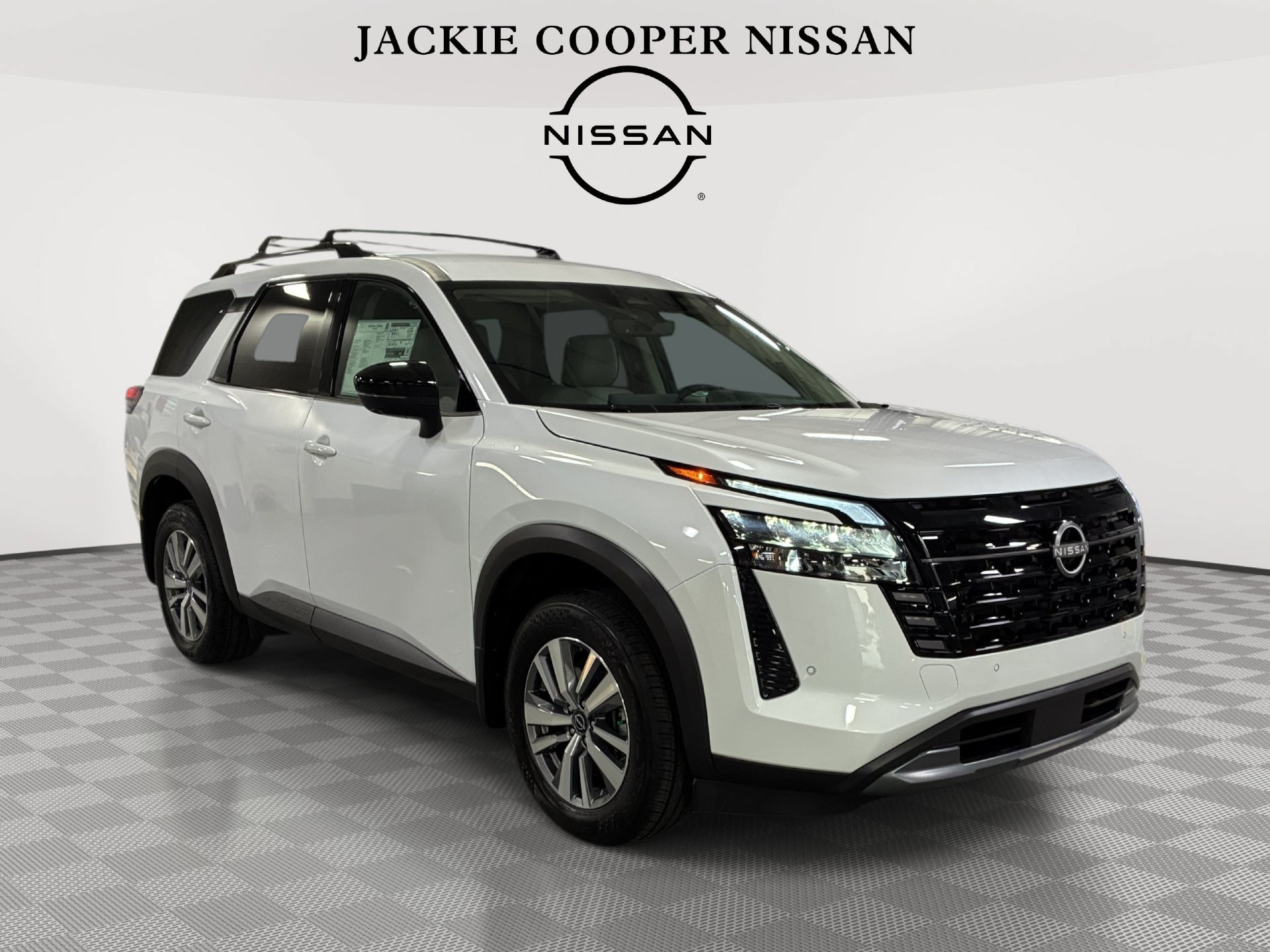New 2026 Nissan Pathfinder SL FWD image 3
