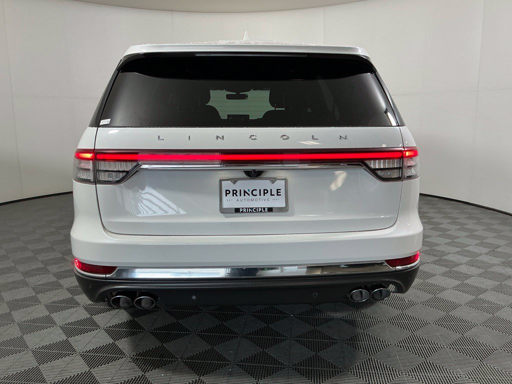 Used 2020 Lincoln Aviator Reserve w/ Equipment Group 201A RWD image 6