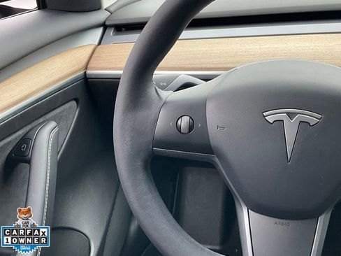 Used 2022 Tesla Model 3 Long Range AWD/4WD image 39