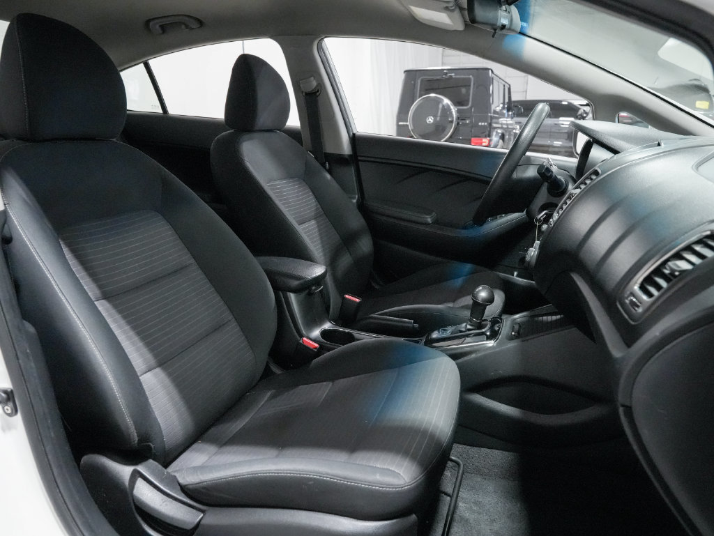 Used 2018 Kia Forte LX w/ LX Popular Package FWD image 16