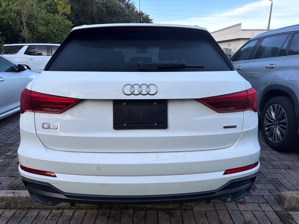 Used 2021 Audi Q3 2.0T Premium AWD/4WD image 3