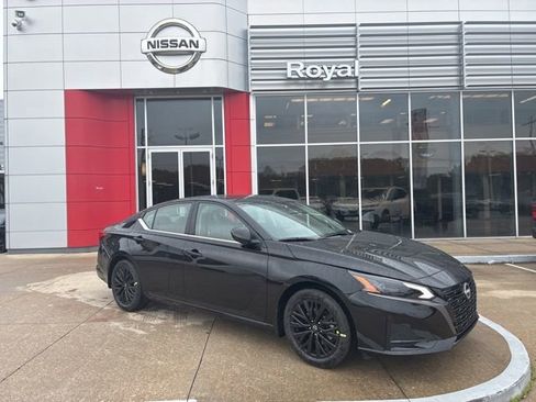 New 2026 Nissan Altima 2.5 SV w/ SV Special Edition Package FWD image 1