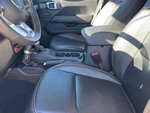 Used 2023 Jeep Gladiator Mojave w/ LED Lighting Group image 13