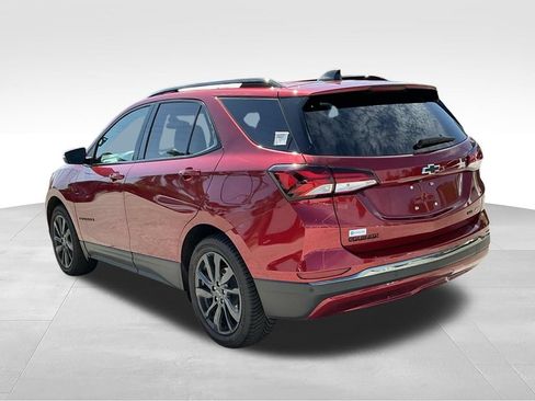 Used 2023 Chevrolet Equinox RS w/ RS Leather Package AWD/4WD image 5