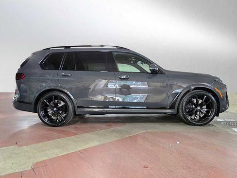 New 2026 BMW X7 xDrive40i w/ Executive Package image 2