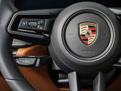Certified 2026 Porsche 911 GT3 RWD image 12