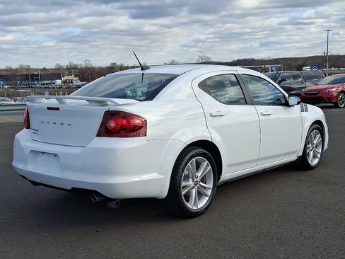 Used 2013 Dodge Avenger SE image 6