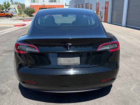 Used 2020 Tesla Model 3 Standard Range Plus RWD image 4
