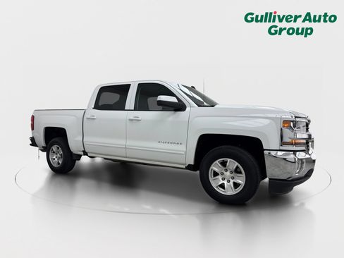 Used 2018 Chevrolet Silverado 1500 LT w/ All Star Edition RWD image 12