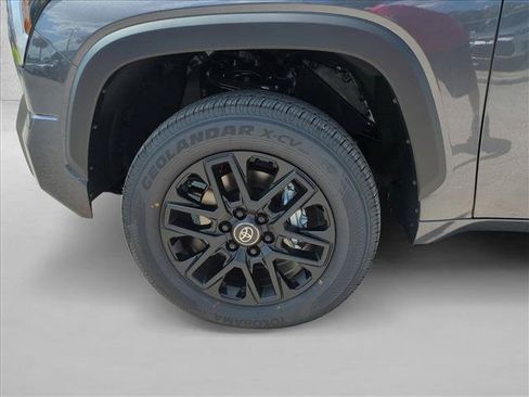 New 2026 Toyota Tundra Limited AWD/4WD image 10