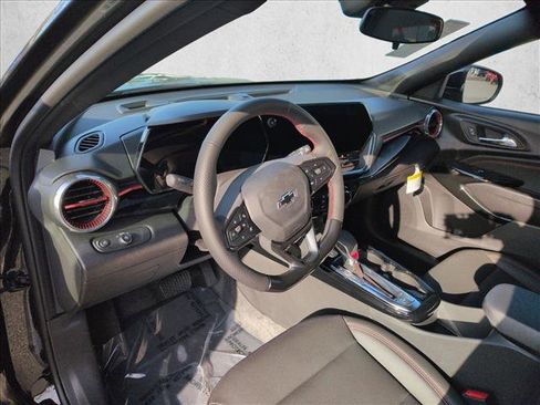 New 2026 Chevrolet Trax RS image 4