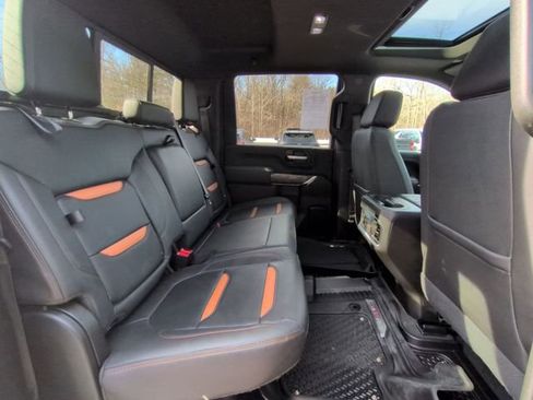 Used 2022 GMC Sierra 2500 AT4 w/ AT4 Preferred Package image 28