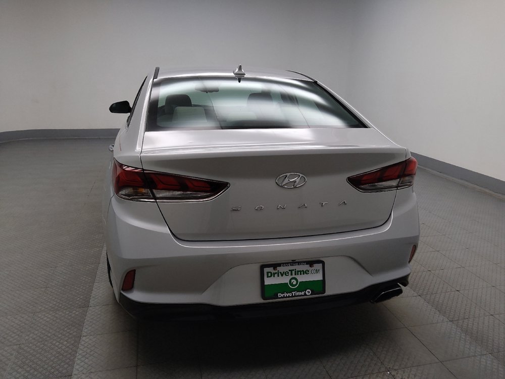 Used 2019 Hyundai Sonata SEL w/ Tech Package 02 FWD image 6