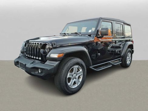 Used 2021 Jeep Wrangler Unlimited Sport image 1