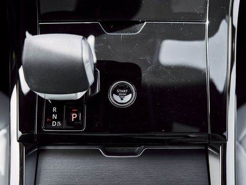 Used 2025 Land Rover Range Rover Sport Dynamic SE image 62