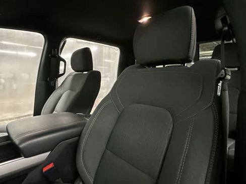Used 2023 RAM 1500 Big Horn AWD/4WD image 14