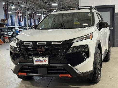 New 2026 Nissan Rogue SV w/ Rock Creek Premium Package AWD/4WD image 27