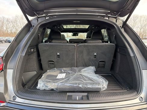 Used 2025 Acura MDX A-Spec image 23